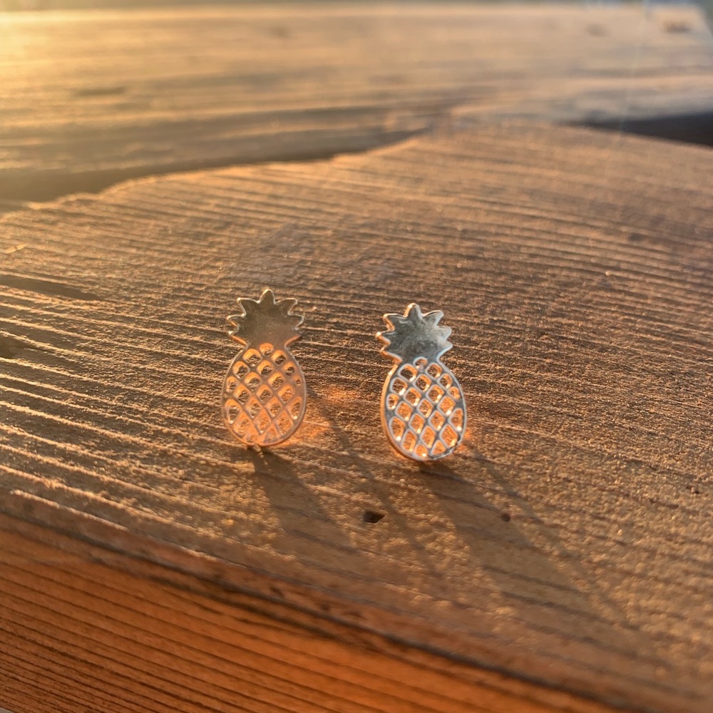PINEAPPLE  ♡ Stud earrings - Picture 6 of 8